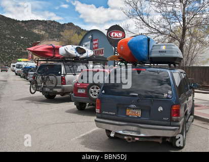 Colorado Buena Vista center per il kayak sul fiume Arkansas kayak sul rack cartop Foto Stock