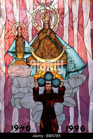 Vetrata nel templo e exconvento de la Santa Cruz, Queretaro, Messico Foto Stock