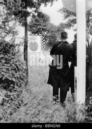 Geografia / viaggio, Germania, Confine interno tedesco, attraversamento del confine di Lauenburg, turisti, 1964, Foto Stock