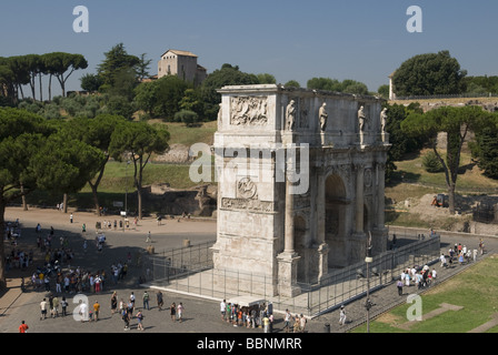 Geografia / viaggi, Italia, Roma, Arco di Costantino, arco trionfale, chiesa di San Bonaventura al Palatino, costruito: 312 D.C. Additional-Rights-Clearance-Info-Not-Available Foto Stock