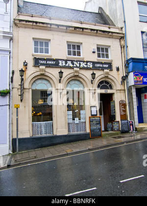 Negozi, pub e caffetterie in Bideford North Devon England Regno Unito Foto Stock