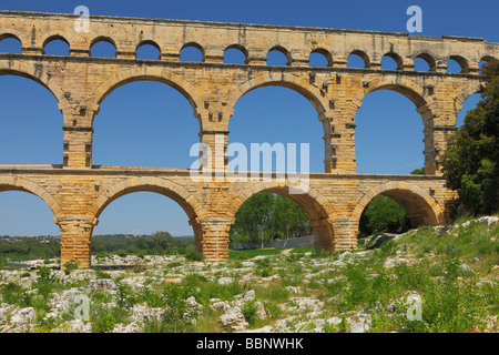 Antico Acquedotto romano di Pont du Gard Languedoc-Roussillon Francia Foto Stock