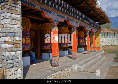 Mulini di preghiera tempio a Thimphu Bhutan Asia Foto Stock