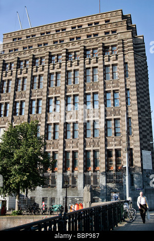 Edificio progettato da K. De Bazel, AMSTERDAM, PAESI BASSI Foto Stock