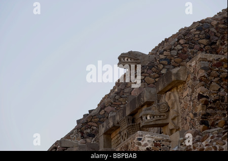 Lungo il viale dei Morti a Teotihuacan a Città del Messico Foto Stock