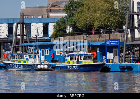 London Metropolitan Police barche sul Fiume Tamigi, Londra Foto Stock