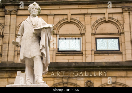 La statua dell'artista William Etty (1787-1849) al di fuori di York City Art Gallery. Foto Stock