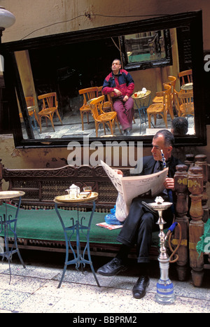 Elk157 1749 Egitto Cairo Khan al Bazaar Kahlili souq Fishawi s Coffeehouse Foto Stock