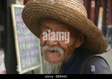 Mendicante cinese a Pechino Foto Stock