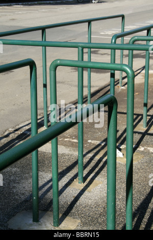 Tornelli barriere al di fuori sports stadium arena Foto Stock