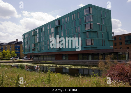 "Queen Mary College" "Università di Londra" "Mile End Campus" "Student Village" QMC 'Mile fine Park" "Regent's Canal' 'Mile fine' Foto Stock