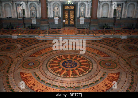 Minton Pavimento piastrellato nella Grande Hall, St George's Hall, Liverpool, Merseyside, Regno Unito Foto Stock