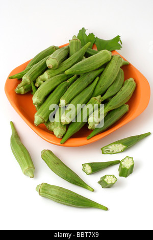 L'okra. Savoiardi. Hibiscus Esculentus o Abelmoschus esculentus Foto Stock