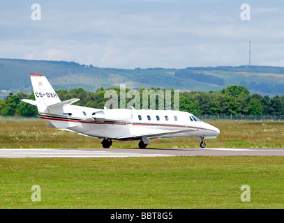 (Sito NetJets Europe) Cessna 560XL Citation XLS CS-DXH a Inverness Dalcross Aeroporto SCO 2538 Foto Stock