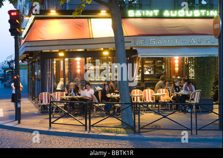Parigi Cafe Le Saint Augustin Foto Stock