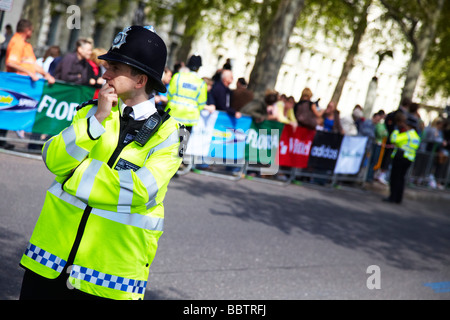 Metropolitan Police, maratona di Londra Foto Stock