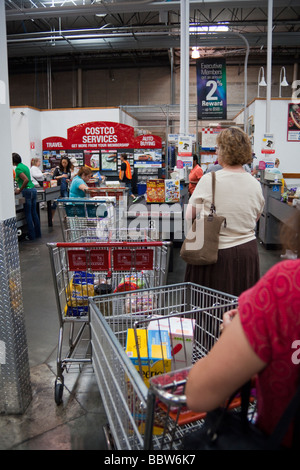 Acquista i contatori, Costco warehouse USA Foto Stock