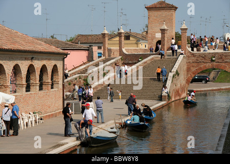 Il Delta del Po città di Comacchio con i suoi ponti e canali, Italia Foto Stock