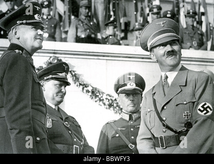 HITLER come comandante supremo al 1935 Rally di Norimberga. Vedere la descrizione seguente per altri nomi Foto Stock