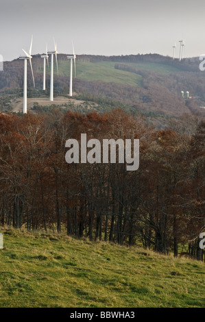 Eco mondiale Kuzumaki Wind Power Station, costruito nel 2003. Kuzumaki, Giappone, 17 ott 2009. Foto Stock