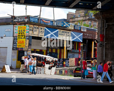 Schipka Pass, Glasgow - molto downmarket street market che ha chiuso nel 2011 Foto Stock