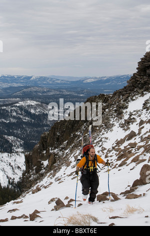 Tahoe Backcountry escursioni con le racchette da neve Sci e Snowboard Foto Stock