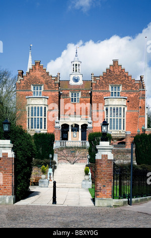 Regno Unito, Inghilterra, Middlesex, Harrow-on-the-Hill, Harrow School che mostra l'edificio della vecchia scuola Foto Stock