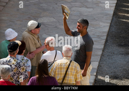 Guida turistica e turisti Foto Stock