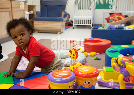 'Child Care' 'day' cura materna di puericultura Foto Stock