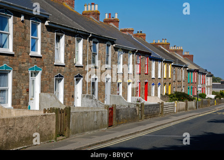 Una fila di vecchie miniere di stagno cottages in camborne, Cornwall, Regno Unito Foto Stock