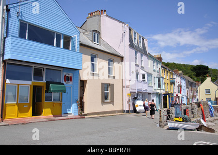 La passeggiata sul lungomare, La segmentano, Kingsand, Torpoint, Cornwall, England, Regno Unito Foto Stock