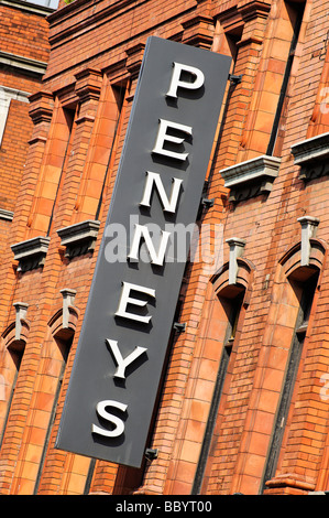 La Penneys department store su Maria St Dublino Repubblica di Irlanda Foto Stock