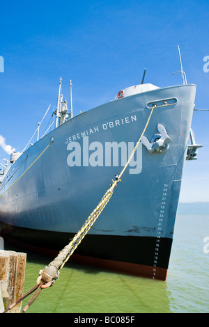 La nave Liberty S.S. Geremia O'Brien si siede sul lato del molo di San Francisco. Foto Stock