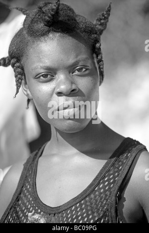 Haiti, Nord, Cap Haitien, ragazza locale. Foto Stock