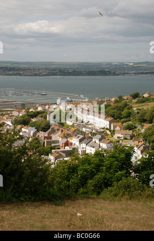 Vista su chesil beach e fortuneswell e della sede per le Olimpiadi del 2012 Vela. Foto Stock