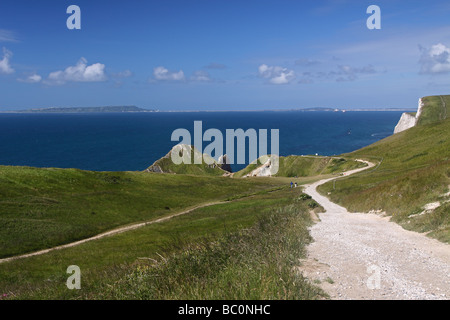 Sentiero costiero che conduce alla porta di Durdle Dorset Foto Stock