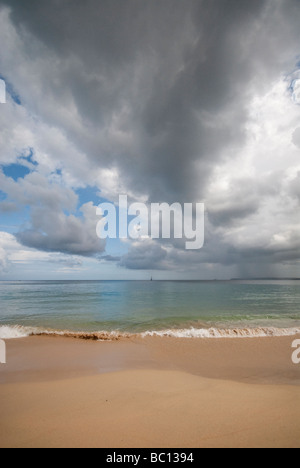 Aria di tempesta off Corbis Bay in Cornovaglia Foto Stock