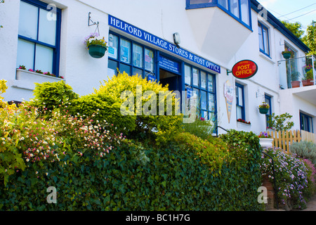 Helford Village Post Office e memorizza Helford Village Cornwall Inghilterra REGNO UNITO Foto Stock