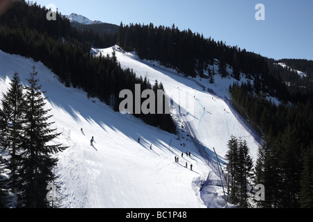 Sci la vasta e poco affollate piste su Whistler Mountain parte della sede per il 2010 giochi olimpici invernali in Canada Foto Stock