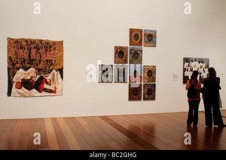 Galleria Nazionale di Victoria, gallerie d'arte aborigena, Melbourne, Victoria, Australia Foto Stock