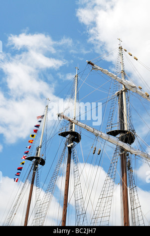 Tre montanti superiori di una tallship Foto Stock