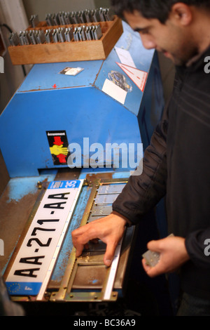 Rennes (35) : nuove targhe / targhe introdotte in Francia (2009/04/15) Foto Stock