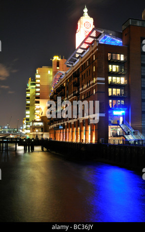 Oxo Tower Wharf di notte London Regno Unito Foto Stock