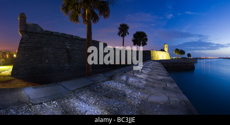 Castillo de San Marcos guardie entrata a Matanzas Baia all'alba, Sant'Agostino, Florida Foto Stock