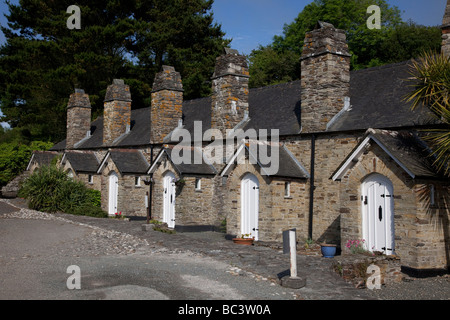 Rashleigh fila di Almhouses Polmear ad una camera; originariamente costruito intorno al 1650 ricostruito dalla Cornwall Buildings Preservation Trust nel 1977 Foto Stock