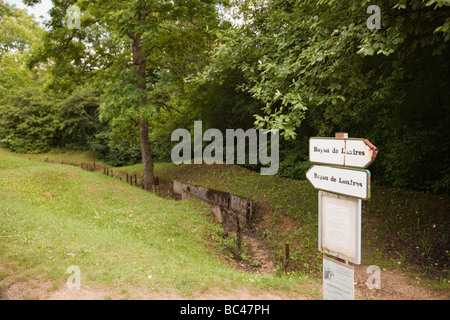 Douaumont Verdun Francia ricostruita WW1 London camminamento Boyau de Londres e firmare nella battaglia di Verdun Foto Stock