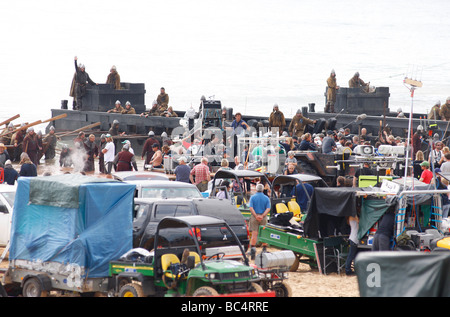 Set cinematografico per Robin Hood con Russell Crowe a Freshwater West Pembroke Pembrokeshire Wales Foto Stock