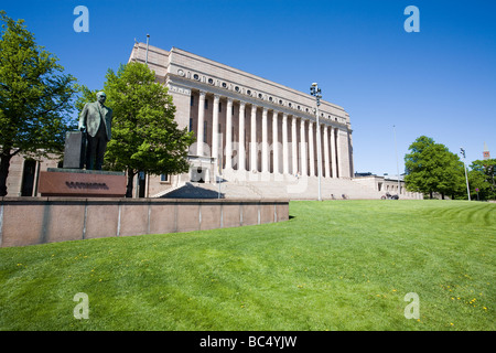 Il Parlamento Finlandese Costruzione casa in Helsinki Finlandia Foto Stock