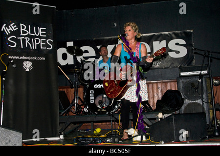 Della band australiana le strisce blu performing live a Dexter's Pub durante il Blues Bonanza 15 2009 Evento a Dundee, Regno Unito Foto Stock