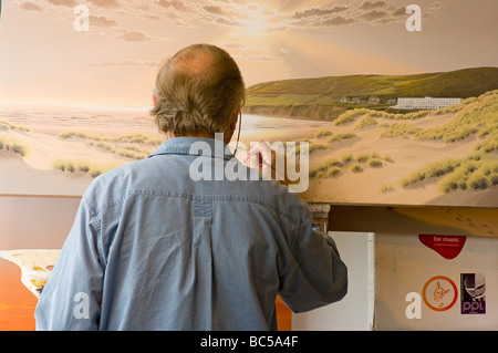 La pittura dell'artista nel suo studio Foto Stock